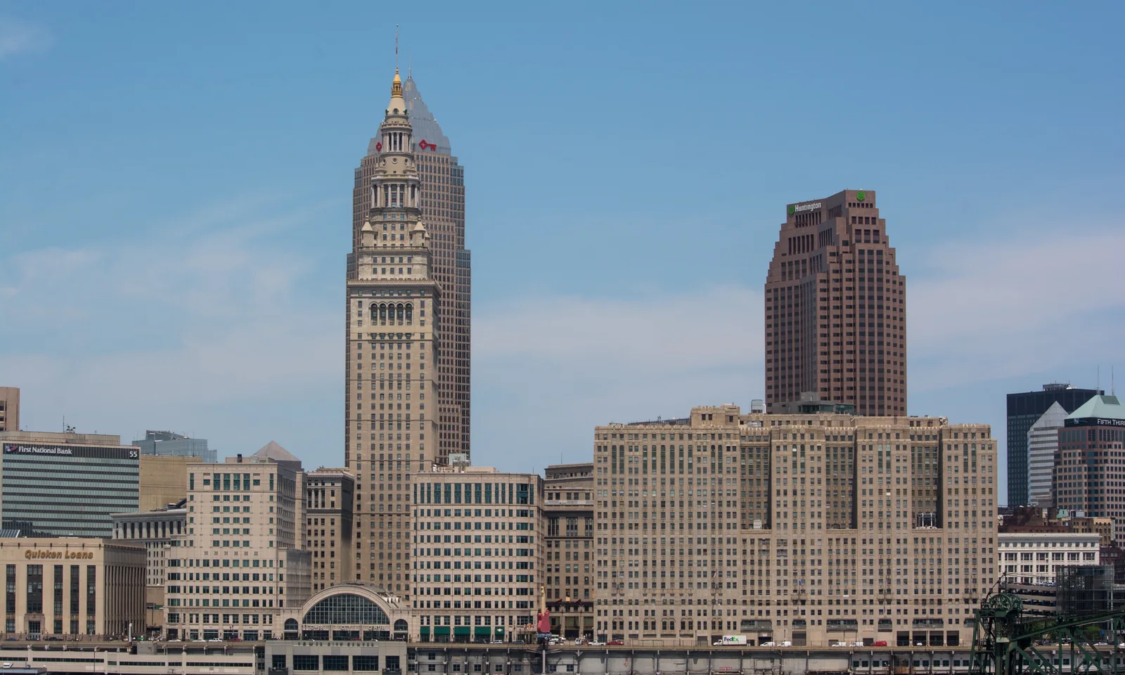 Best way to sell your house for cash in Cleveland, Ohio, top options and companies compared
