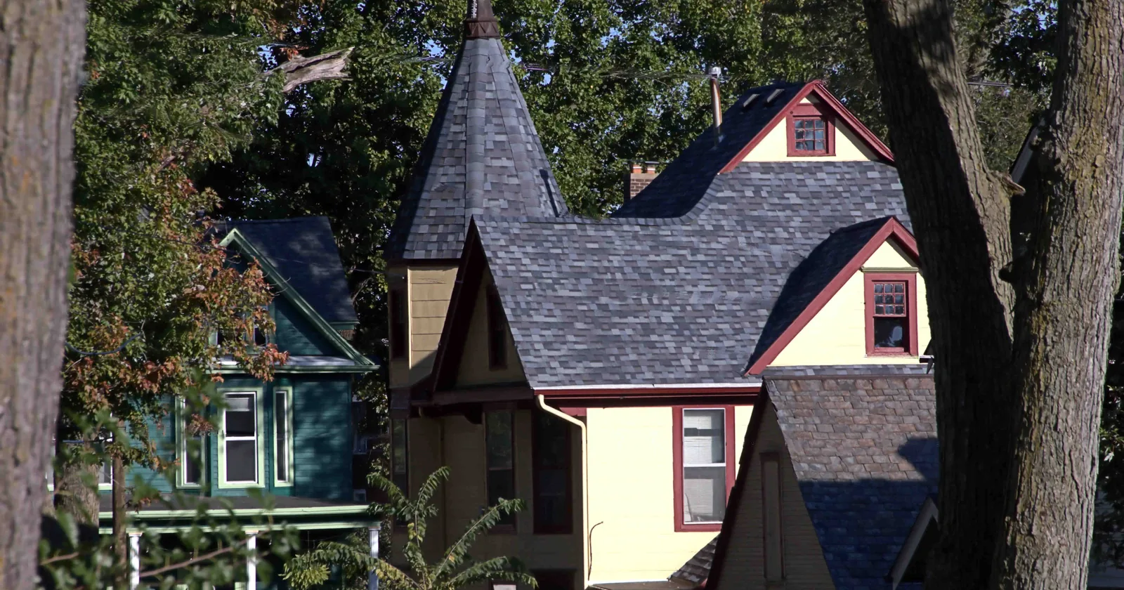 Late-Victorian houses in the Lakeside Historic District near downtown, illustrating the Fort Wayne housing market 2026 for home sellers