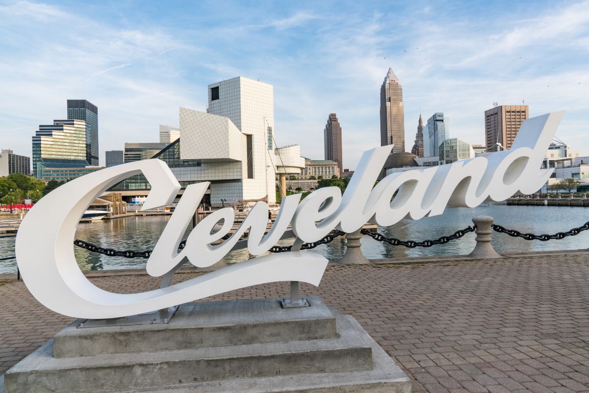 Cleveland Ohio homes and neighborhoods - cash home buyers in Cuyahoga County