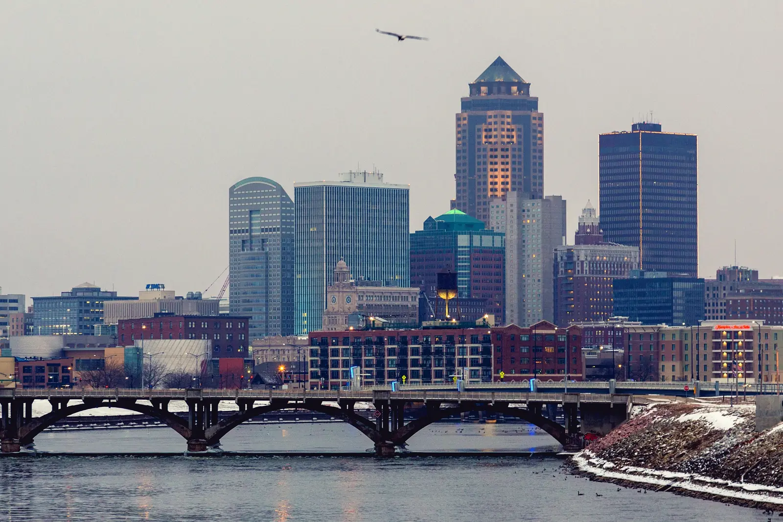 Des Moines River and the north side of Des Moines, Iowa