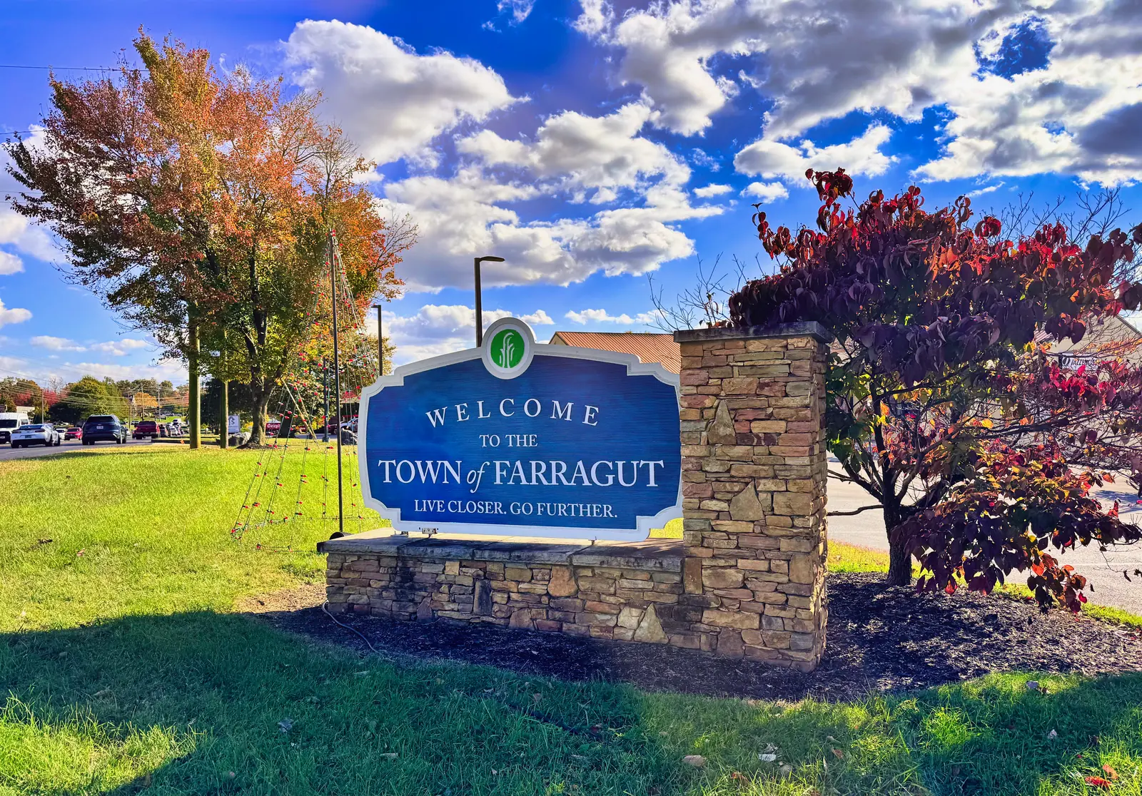 Welcome sign for the Town of Farragut, Tennessee