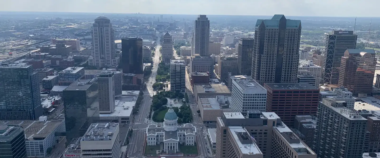 Gateway Arch and the downtown St. Louis skyline