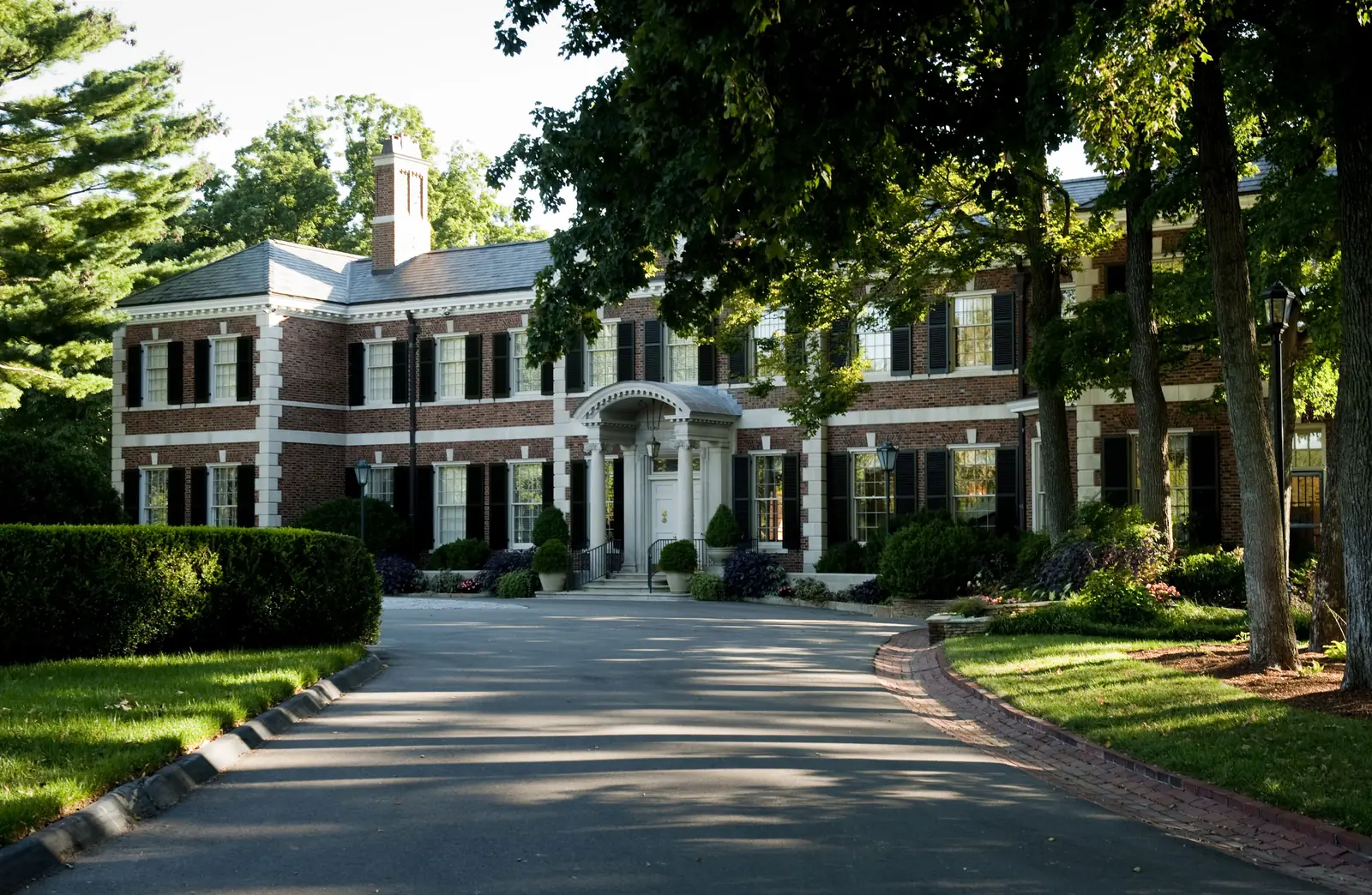 Tennessee Governor's Residence on South Curtiswood Lane in Oak Hill