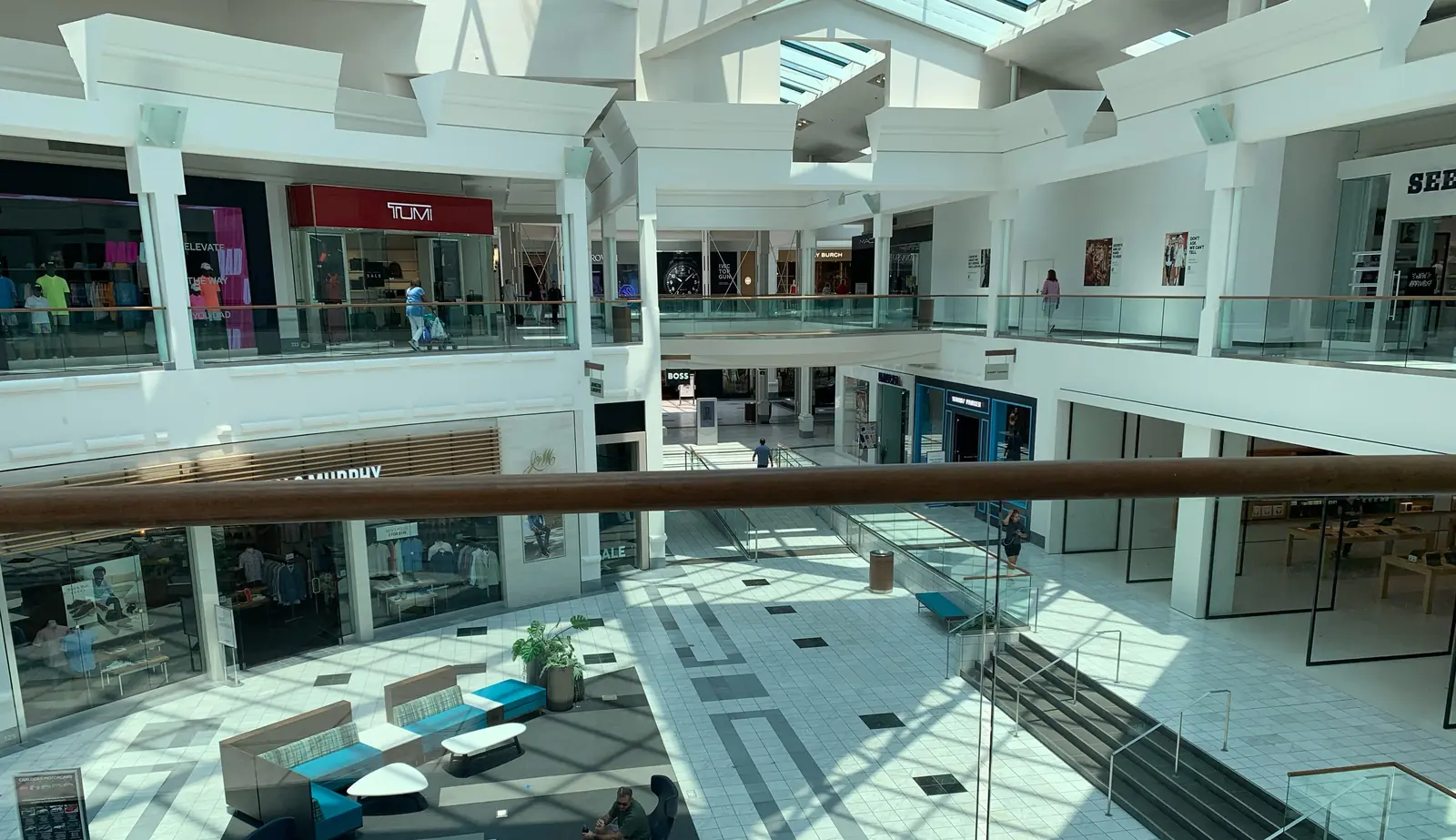 Inside The Mall at Green Hills in Nashville