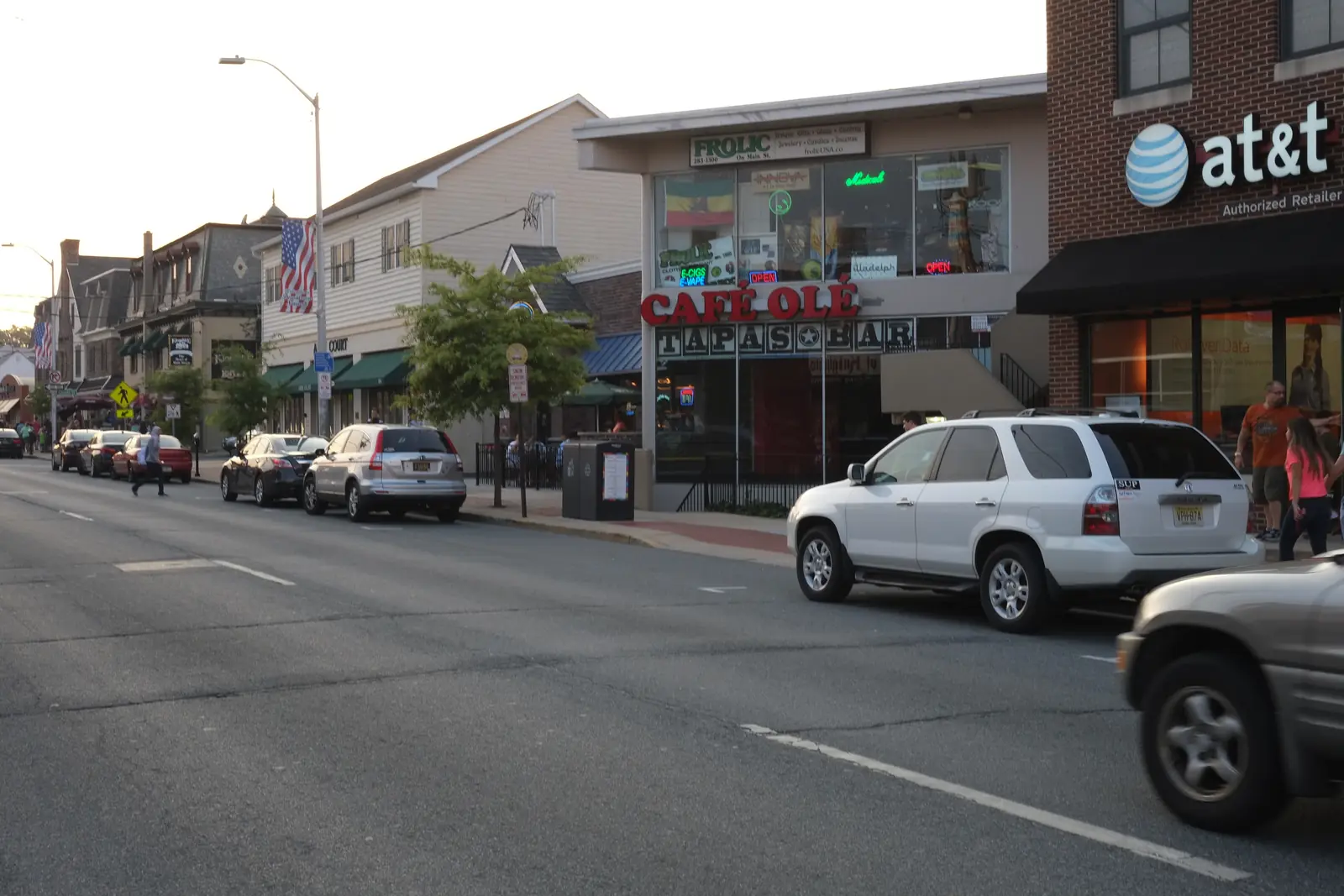 Main Street in downtown Newark, Delaware