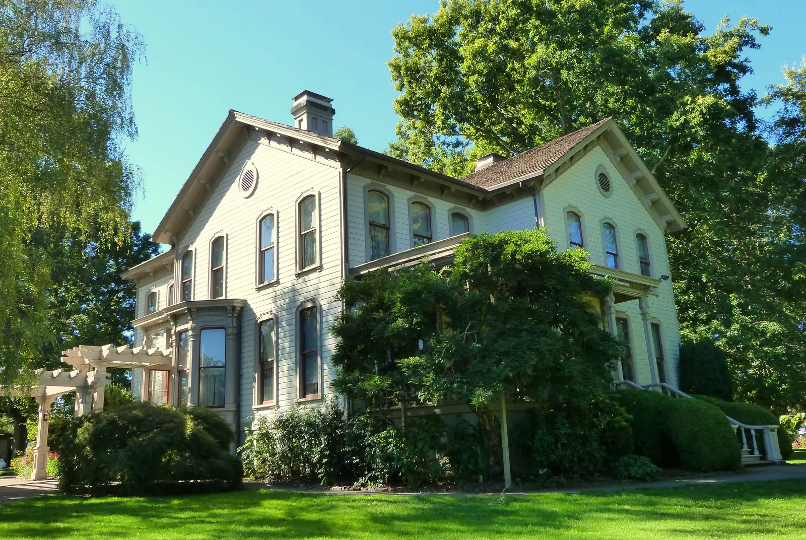 The historic Bush House Museum in Salem, Oregon